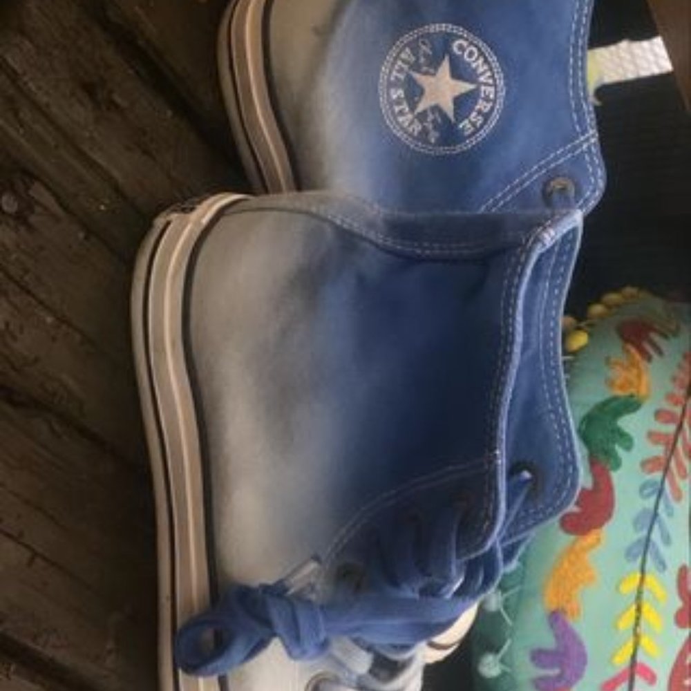 Converse Blue Ombre High Top chucks